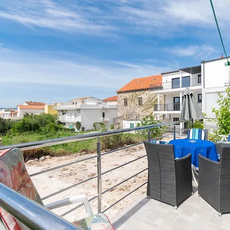 Kristina Dujmovic Apartment Baska Voda