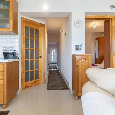 Kristina Dujmovic Apartment *