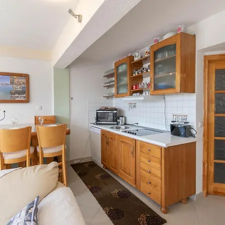 Kristina Dujmovic Apartment *
