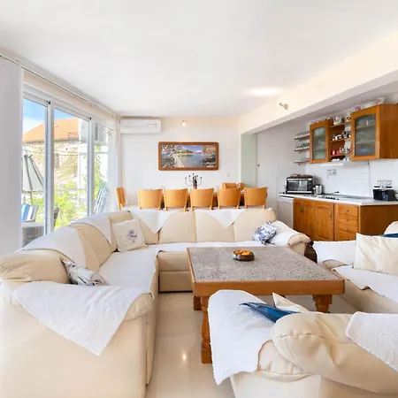 Kristina Dujmovic Apartment