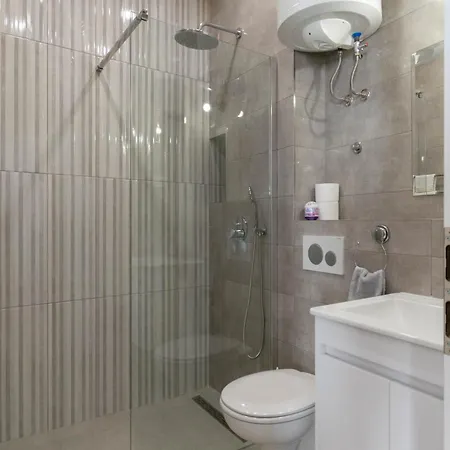 Kristina Dujmovic Apartment *