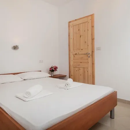 Kristina Dujmovic Apartment *